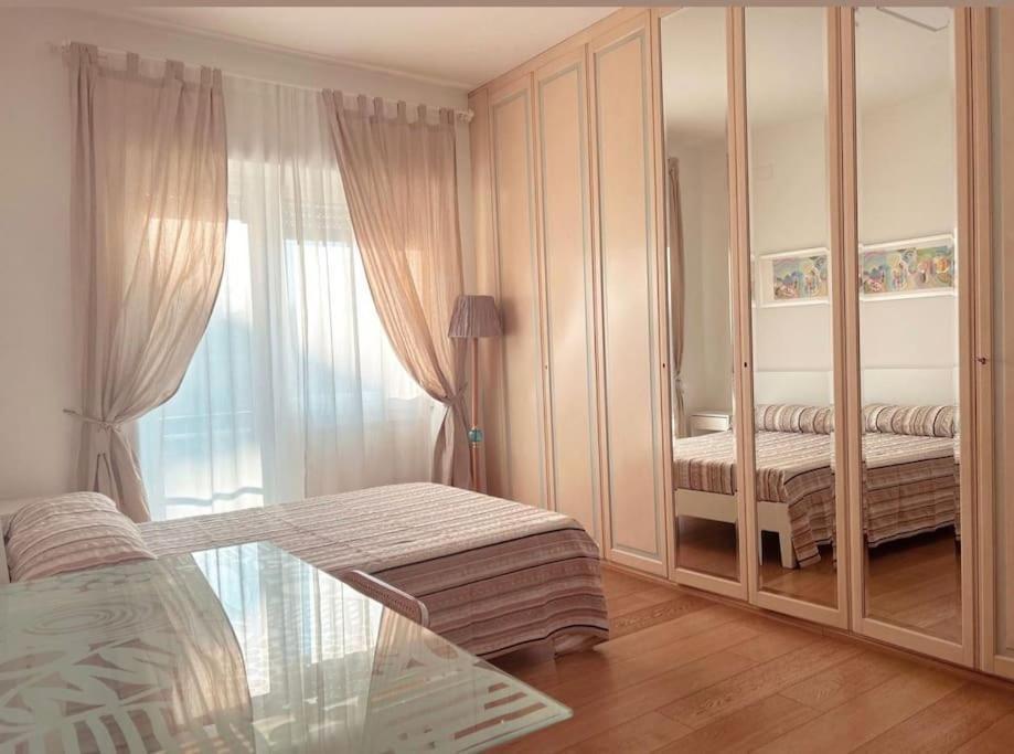 Mini Vatican Apartment *